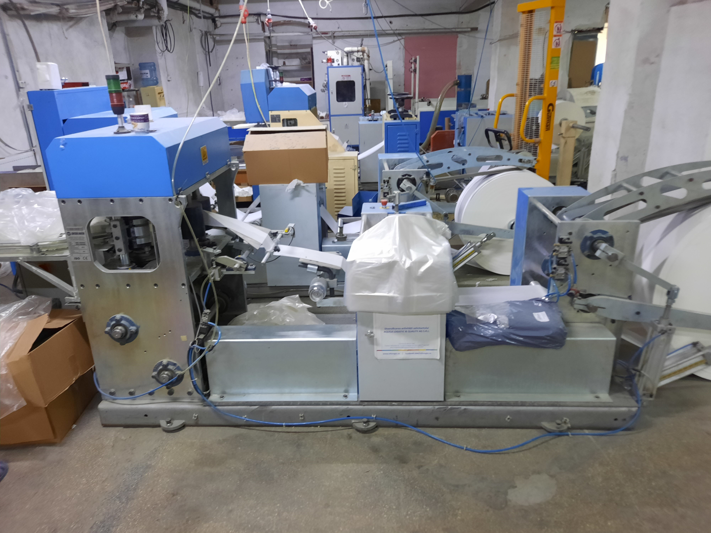 MASINA DE PRODUS SERVETELE AUTOMATA